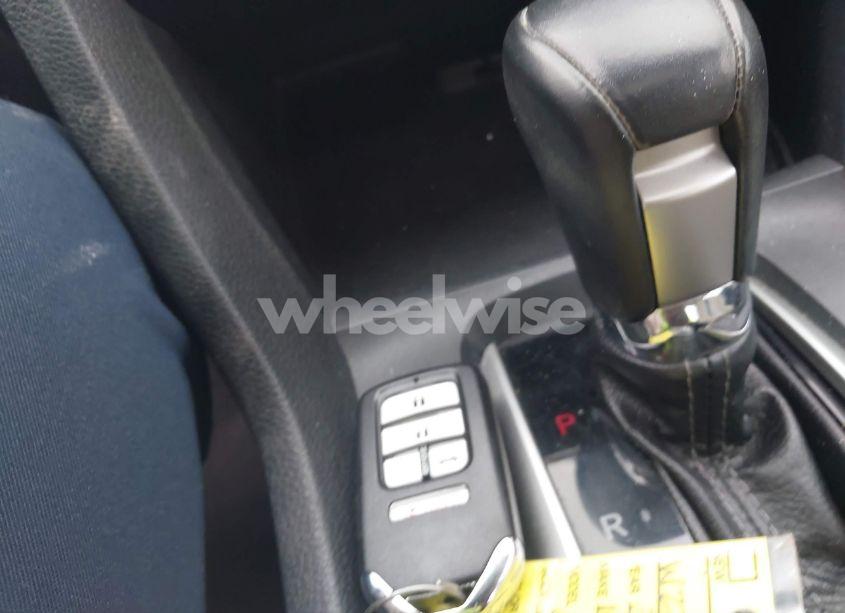 Photo 11 of 2016 Honda Civic EX-L (VIN 19XFC1F78GE219981)