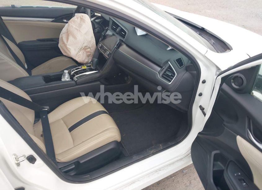 Photo 5 of 2016 Honda Civic EX-L (VIN 19XFC1F78GE219981)