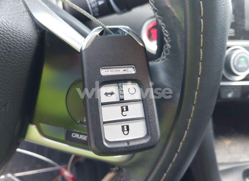 Photo 11 of 2017 Honda Civic EX-L (VIN 19XFC1F78HE008832)