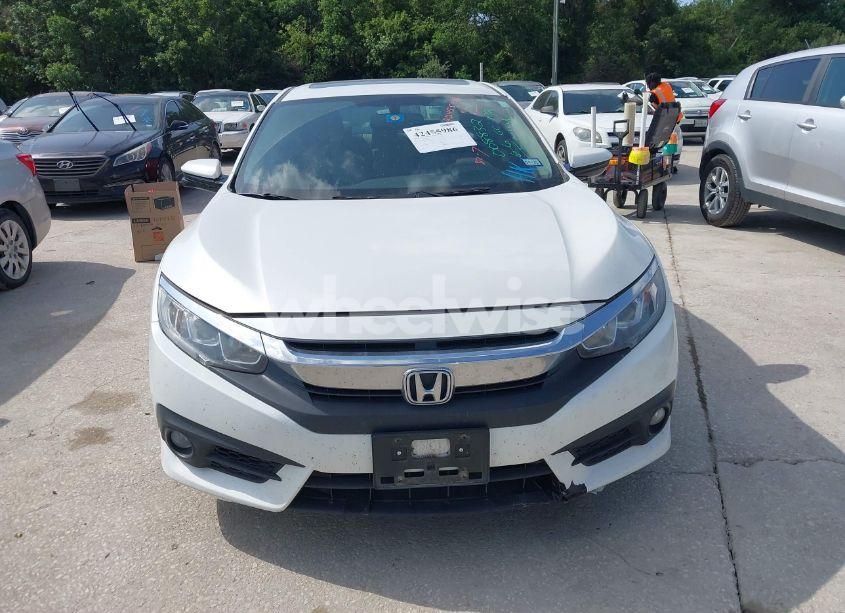 Photo 12 of 2017 Honda Civic EX-L (VIN 19XFC1F78HE008832)