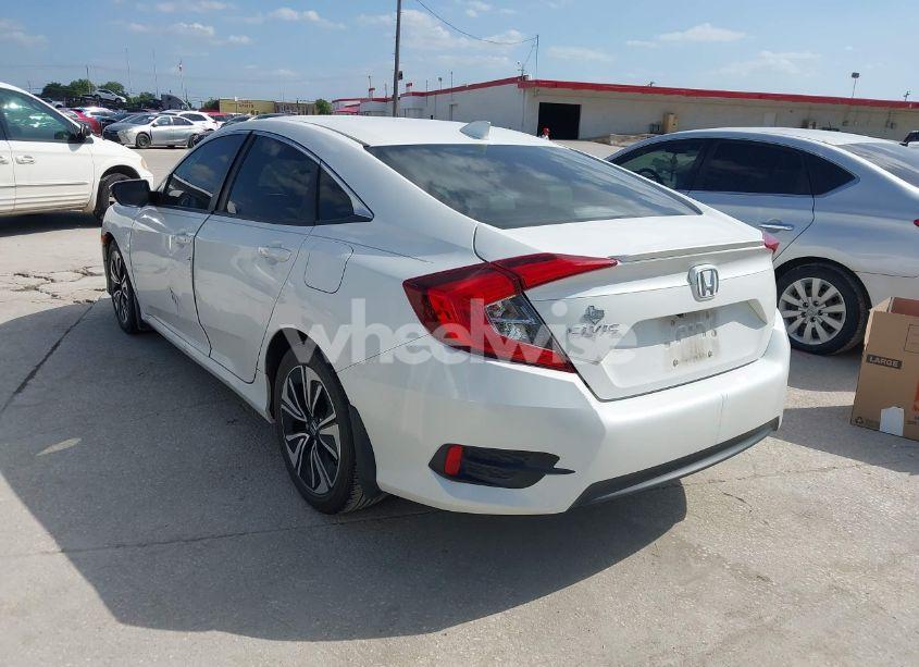 Photo 3 of 2017 Honda Civic EX-L (VIN 19XFC1F78HE008832)