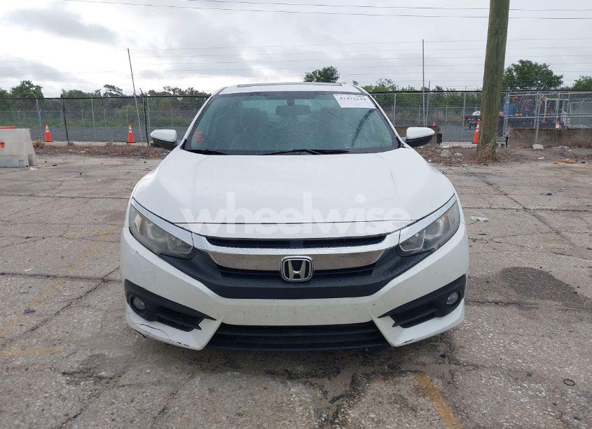 Photo 12 of 2017 Honda Civic EX-L (VIN 19XFC1F78HE025582)