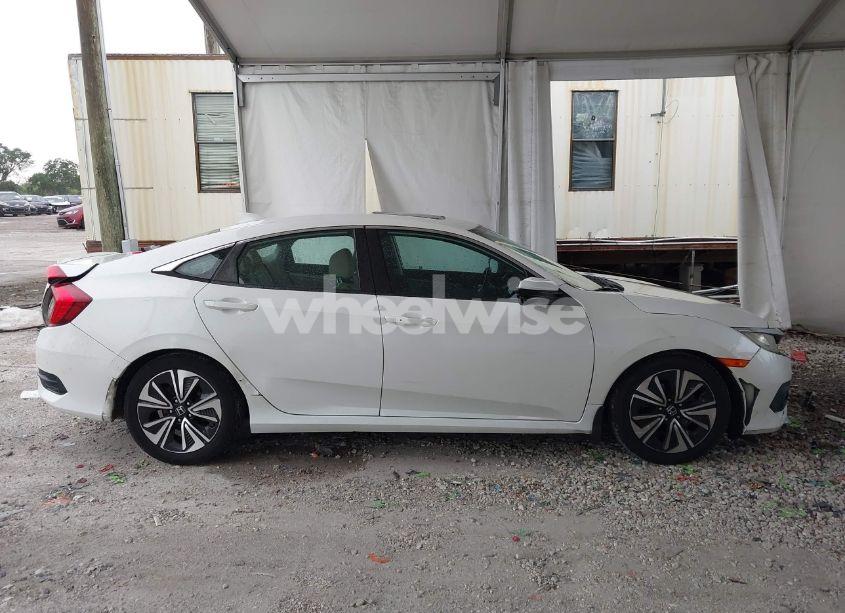 Photo 13 of 2017 Honda Civic EX-L (VIN 19XFC1F78HE025582)