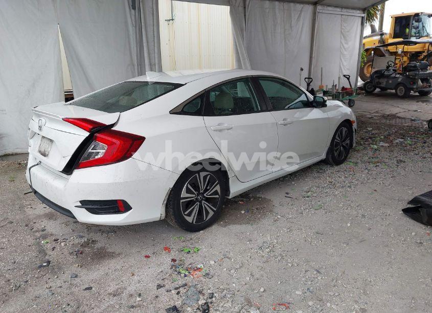 Photo 4 of 2017 Honda Civic EX-L (VIN 19XFC1F78HE025582)