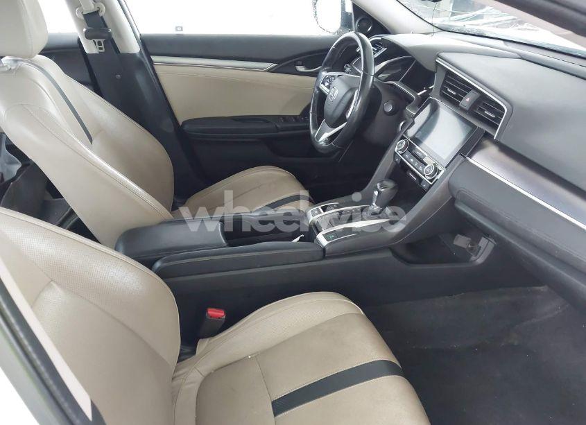 Photo 5 of 2017 Honda Civic EX-L (VIN 19XFC1F78HE025582)