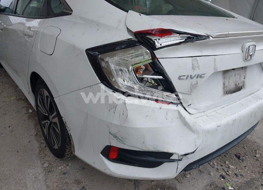 Photo 6 of 2017 Honda Civic EX-L (VIN 19XFC1F78HE025582)