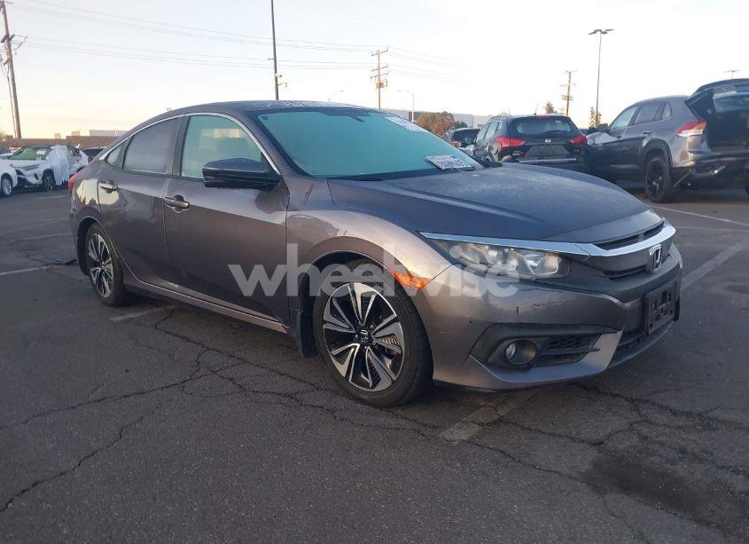 2017 Honda Civic EX-L (VIN 19XFC1F78HE210392) main photo