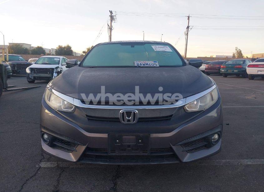 Photo 13 of 2017 Honda Civic EX-L (VIN 19XFC1F78HE210392)