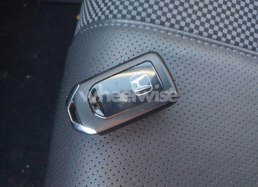 Photo 11 of 2020 Honda Civic EX-L (VIN 19XFC1F78LE221322)