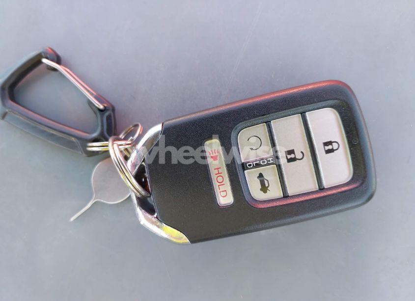 Photo 11 of 2021 Honda Civic EX-L (VIN 19XFC1F78ME206434)