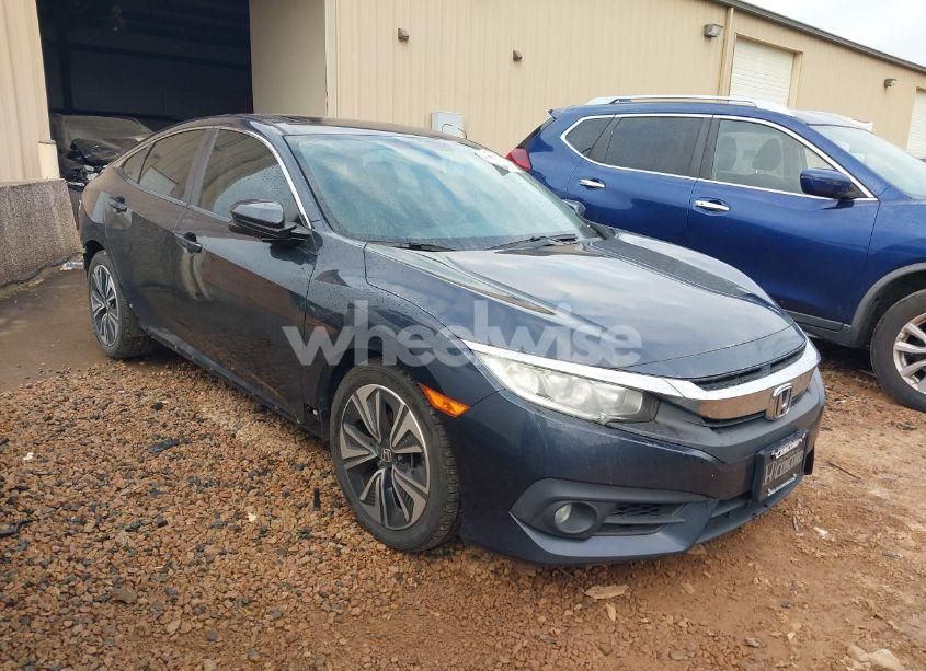 2016 Honda Civic EX-L (VIN 19XFC1F79GE017747) main photo