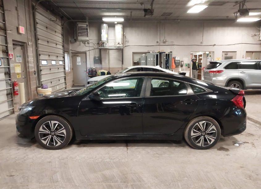 Photo 15 of 2016 Honda Civic EX-L (VIN 19XFC1F79GE029610)
