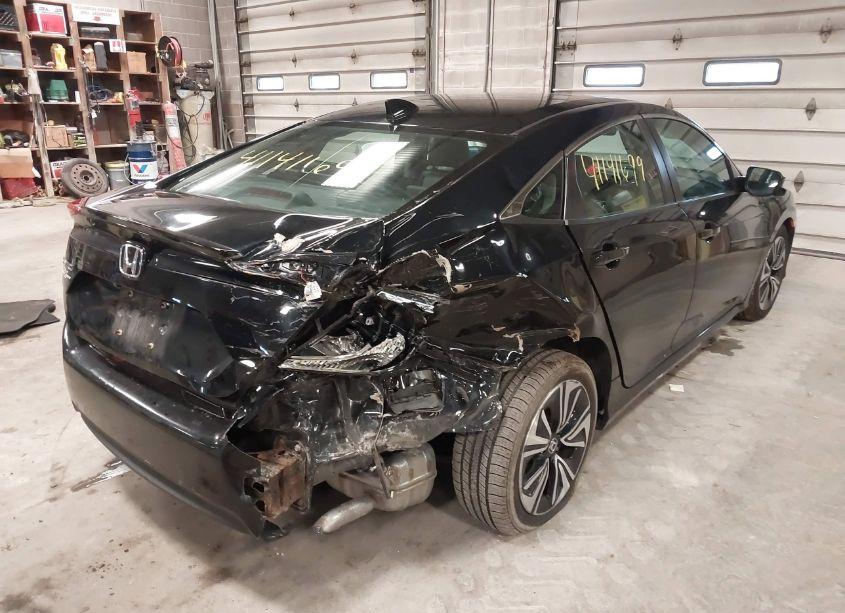 Photo 6 of 2016 Honda Civic EX-L (VIN 19XFC1F79GE029610)