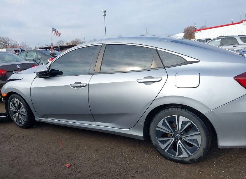 Photo 14 of 2016 Honda Civic EX-L (VIN 19XFC1F79GE037836)