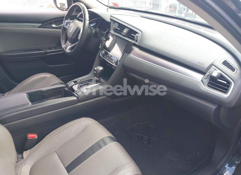 Photo 5 of 2016 Honda Civic EX-L (VIN 19XFC1F79GE209864)