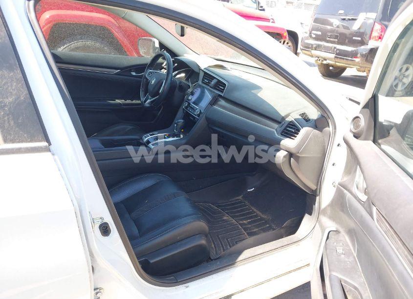 Photo 5 of 2019 Honda Civic EX-L (VIN 19XFC1F79KE001976)