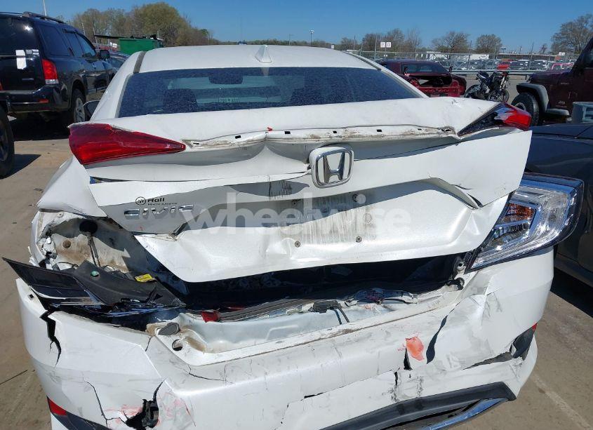 Photo 6 of 2019 Honda Civic EX-L (VIN 19XFC1F79KE001976)