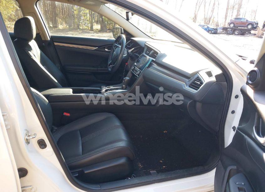 Photo 5 of 2020 Honda Civic EX-L (VIN 19XFC1F79LE023929)