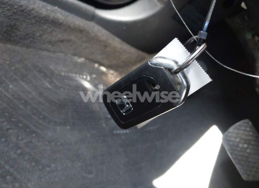 Photo 11 of 2016 Honda Civic EX-L (VIN 19XFC1F7XGE021158)