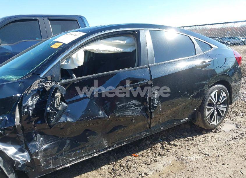 Photo 14 of 2016 Honda Civic EX-L (VIN 19XFC1F7XGE021158)
