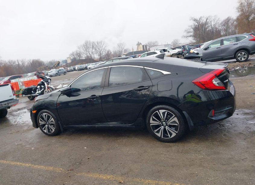 Photo 14 of 2017 Honda Civic EX-L (VIN 19XFC1F7XHE001378)
