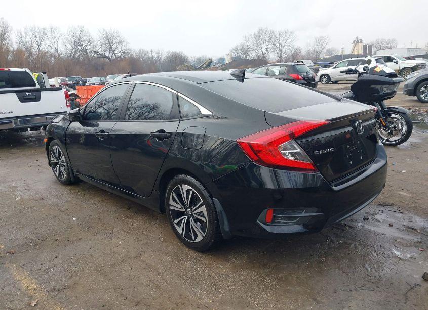 Photo 3 of 2017 Honda Civic EX-L (VIN 19XFC1F7XHE001378)