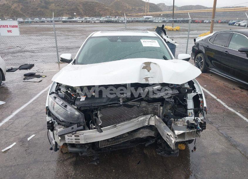 Photo 12 of 2020 Honda Civic EX-L (VIN 19XFC1F7XLE208720)