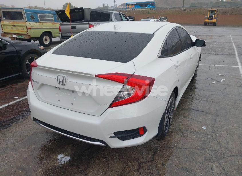 Photo 4 of 2020 Honda Civic EX-L (VIN 19XFC1F7XLE208720)