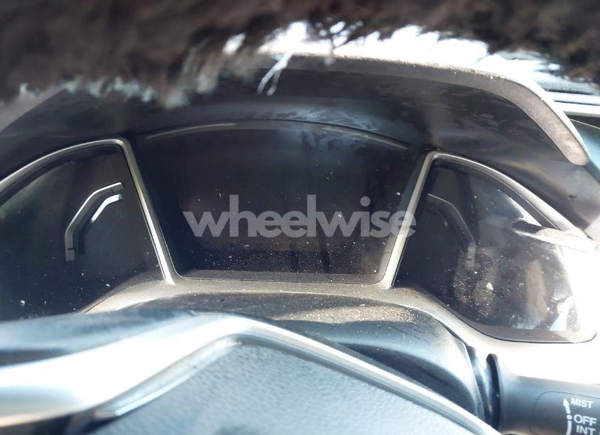 Photo 7 of 2021 Honda Civic EX-L (VIN 19XFC1F7XME001763)