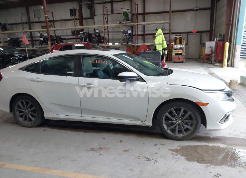 Photo 13 of 2021 Honda Civic EX-L (VIN 19XFC1F7XME202207)