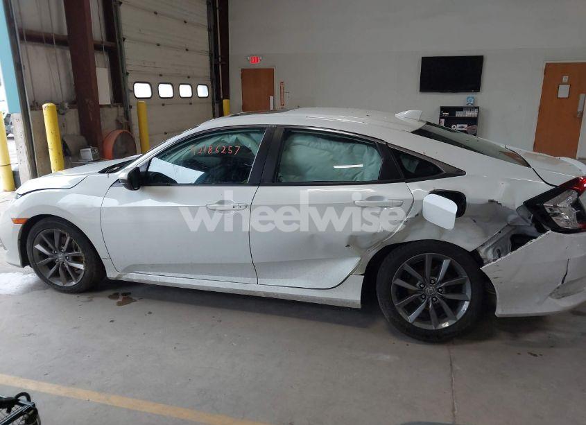 Photo 14 of 2021 Honda Civic EX-L (VIN 19XFC1F7XME202207)