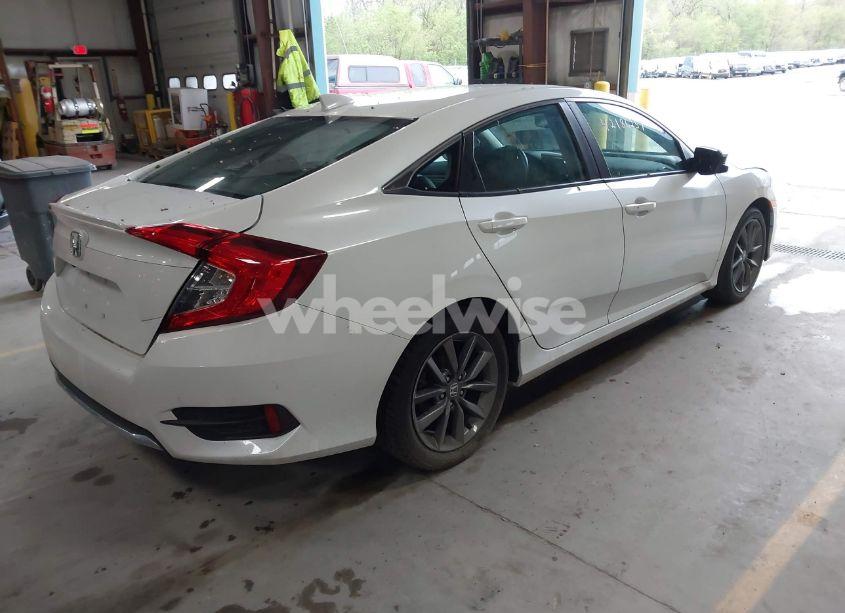 Photo 4 of 2021 Honda Civic EX-L (VIN 19XFC1F7XME202207)