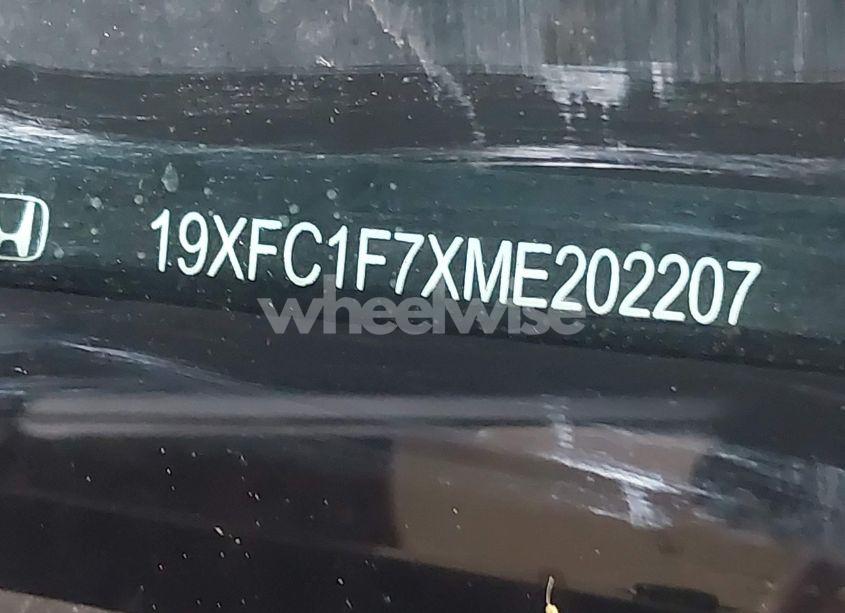 Photo 9 of 2021 Honda Civic EX-L (VIN 19XFC1F7XME202207)