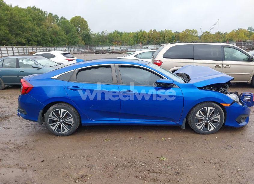 Photo 13 of 2017 Honda Civic EX-L (VIN 19XFC1F80HE029733)