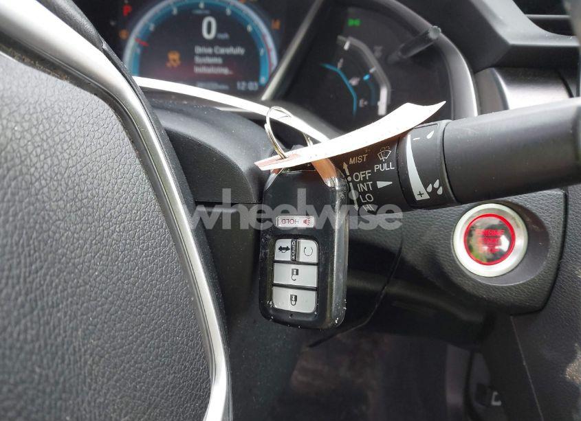 Photo 11 of 2016 Honda Civic EX-L (VIN 19XFC1F81GE028766)