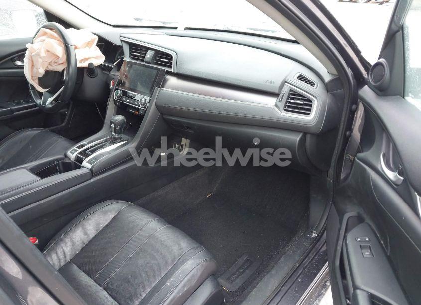 Photo 5 of 2016 Honda Civic EX-L (VIN 19XFC1F81GE028766)