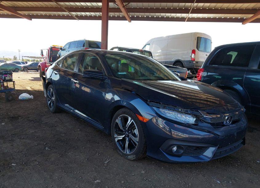 2016 Honda Civic TOURING (VIN 19XFC1F90GE011935) main photo