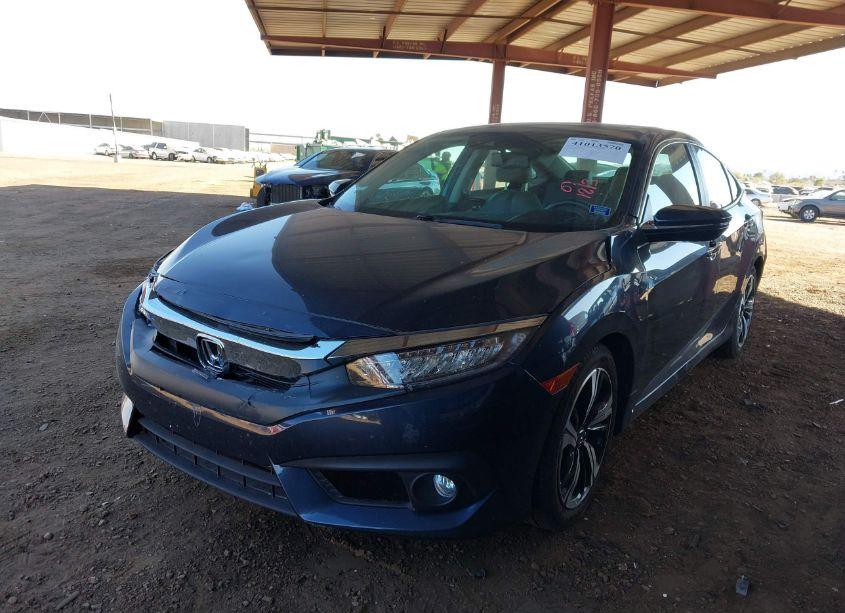 Photo 2 of 2016 Honda Civic TOURING (VIN 19XFC1F90GE011935)