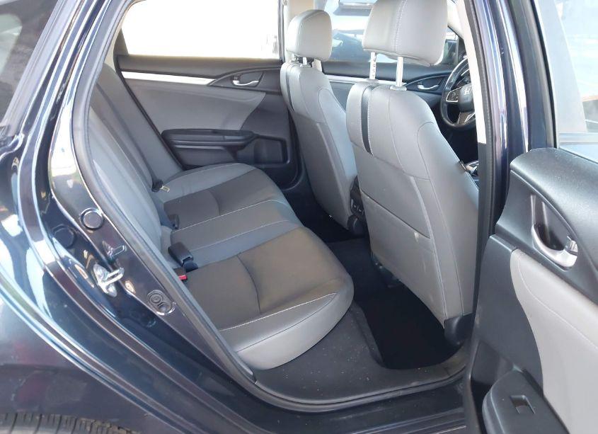 Photo 8 of 2016 Honda Civic TOURING (VIN 19XFC1F90GE011935)