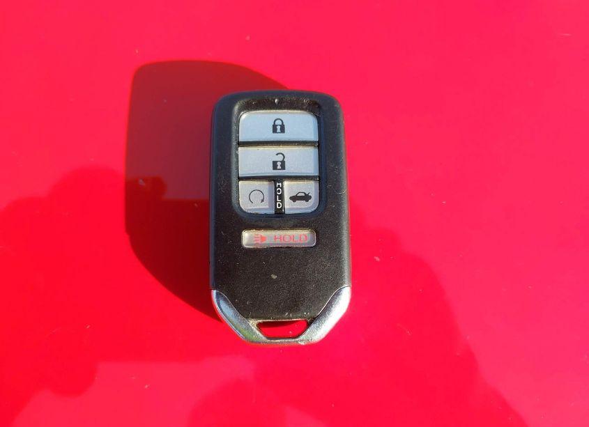 Photo 11 of 2016 Honda Civic TOURING (VIN 19XFC1F90GE042859)