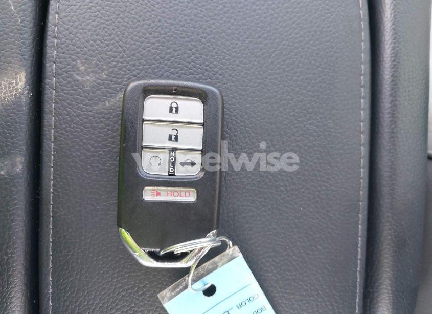 Photo 11 of 2016 Honda Civic TOURING (VIN 19XFC1F90GE219720)