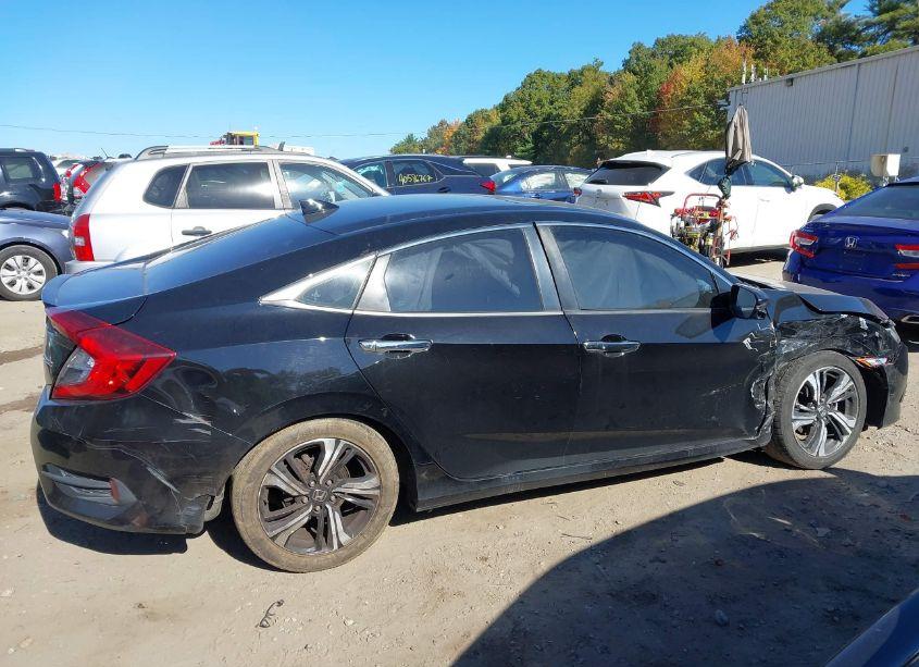 Photo 13 of 2017 Honda Civic TOURING (VIN 19XFC1F90HE202496)