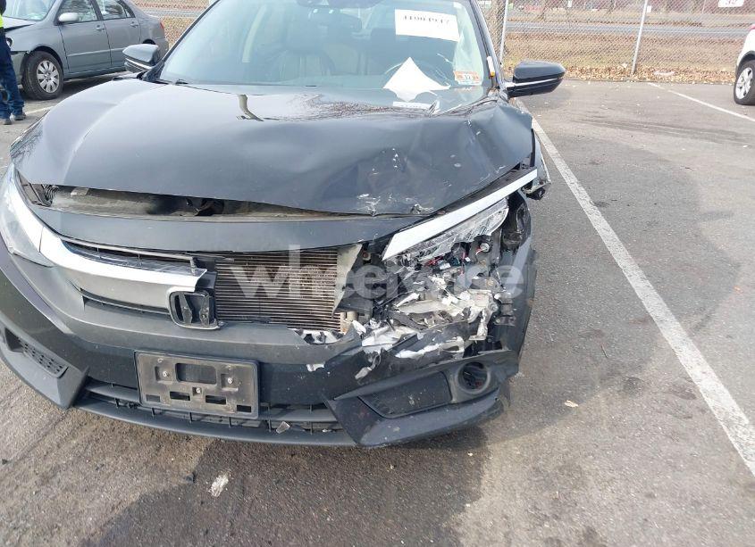 Photo 6 of 2017 Honda Civic TOURING (VIN 19XFC1F90HE210792)
