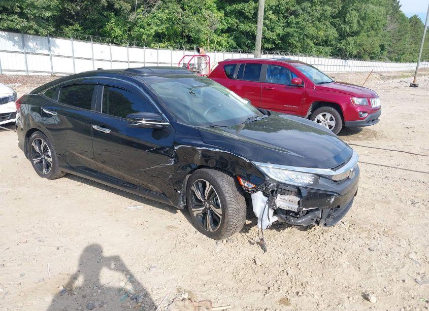 2016 Honda Civic TOURING (VIN 19XFC1F91GE017453) main photo