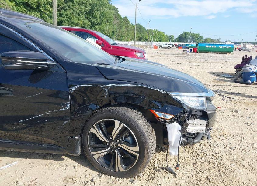 Photo 6 of 2016 Honda Civic TOURING (VIN 19XFC1F91GE017453)