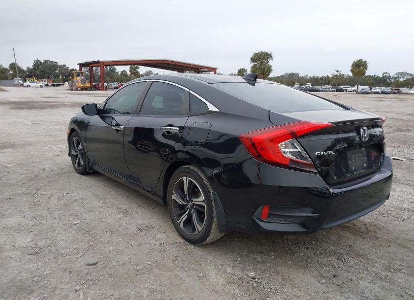 Photo 3 of 2016 Honda Civic TOURING (VIN 19XFC1F91GE020644)