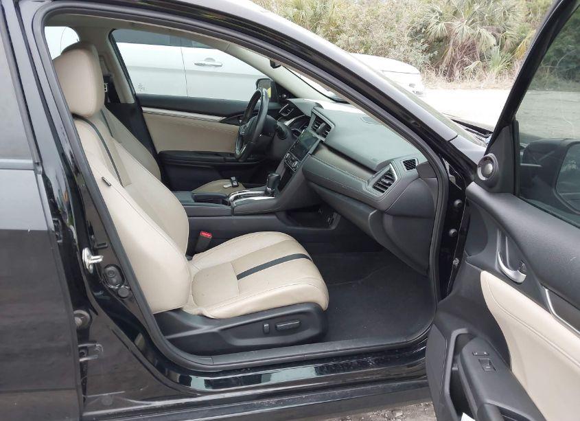 Photo 5 of 2016 Honda Civic TOURING (VIN 19XFC1F91GE020644)