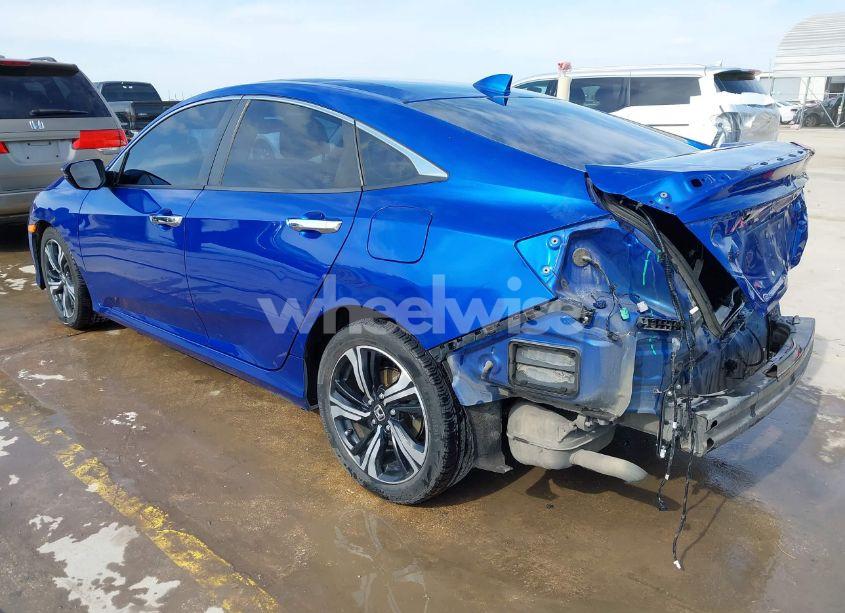 Photo 3 of 2017 Honda Civic TOURING (VIN 19XFC1F91HE013730)