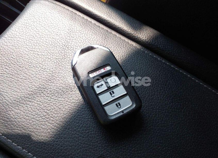 Photo 11 of 2020 Honda Civic TOURING (VIN 19XFC1F91LE210390)