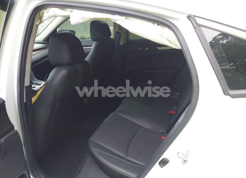 Photo 8 of 2020 Honda Civic TOURING (VIN 19XFC1F91LE210390)